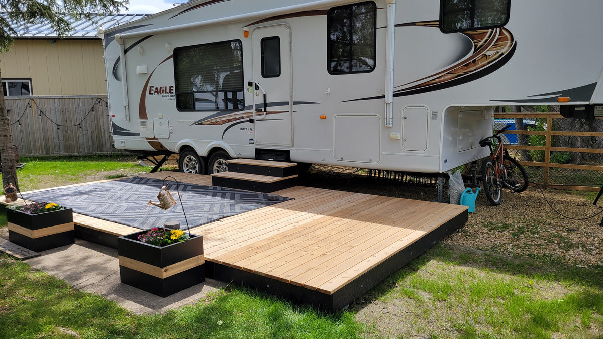 Modular RV Decks | Durable, Easy-to-Assemble Decking for RVs & Fifth ...