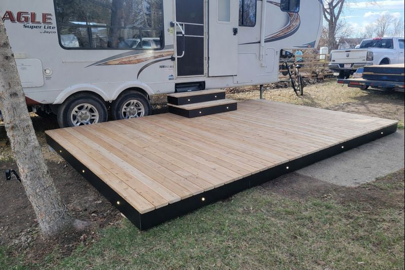 Cedar deck with stairs built by blokDEK